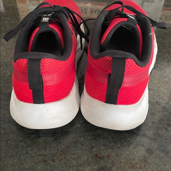 New Balance Gym Shoes Running Shoes Fresh Foam 625 Boys 6 - Picture 7 of 7